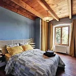 Confortable En Auvergne Proche De Randonnees - Fr-1-582-346 *