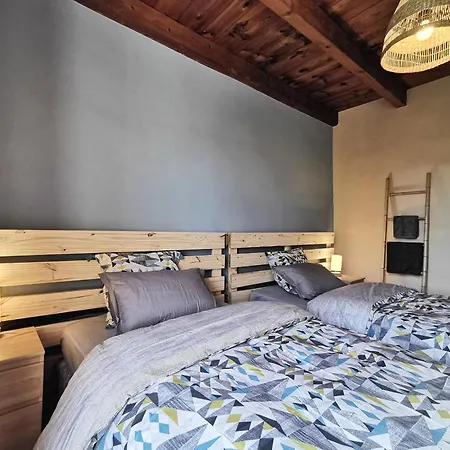 Confortable En Auvergne Proche De Randonnees - Fr-1-582-346 Дом отдыха *