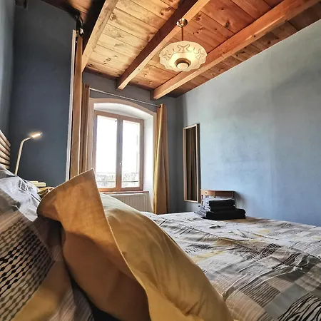 Confortable En Auvergne Proche De Randonnees - Fr-1-582-346 Дом отдыха