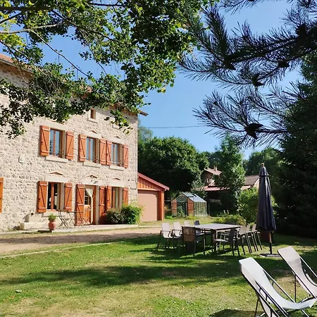 Paradis Auvergnat: Confort, Nature, Randos, Equipements Sportifs Et Accueil Chaleureux - Fr-1-582-346 *